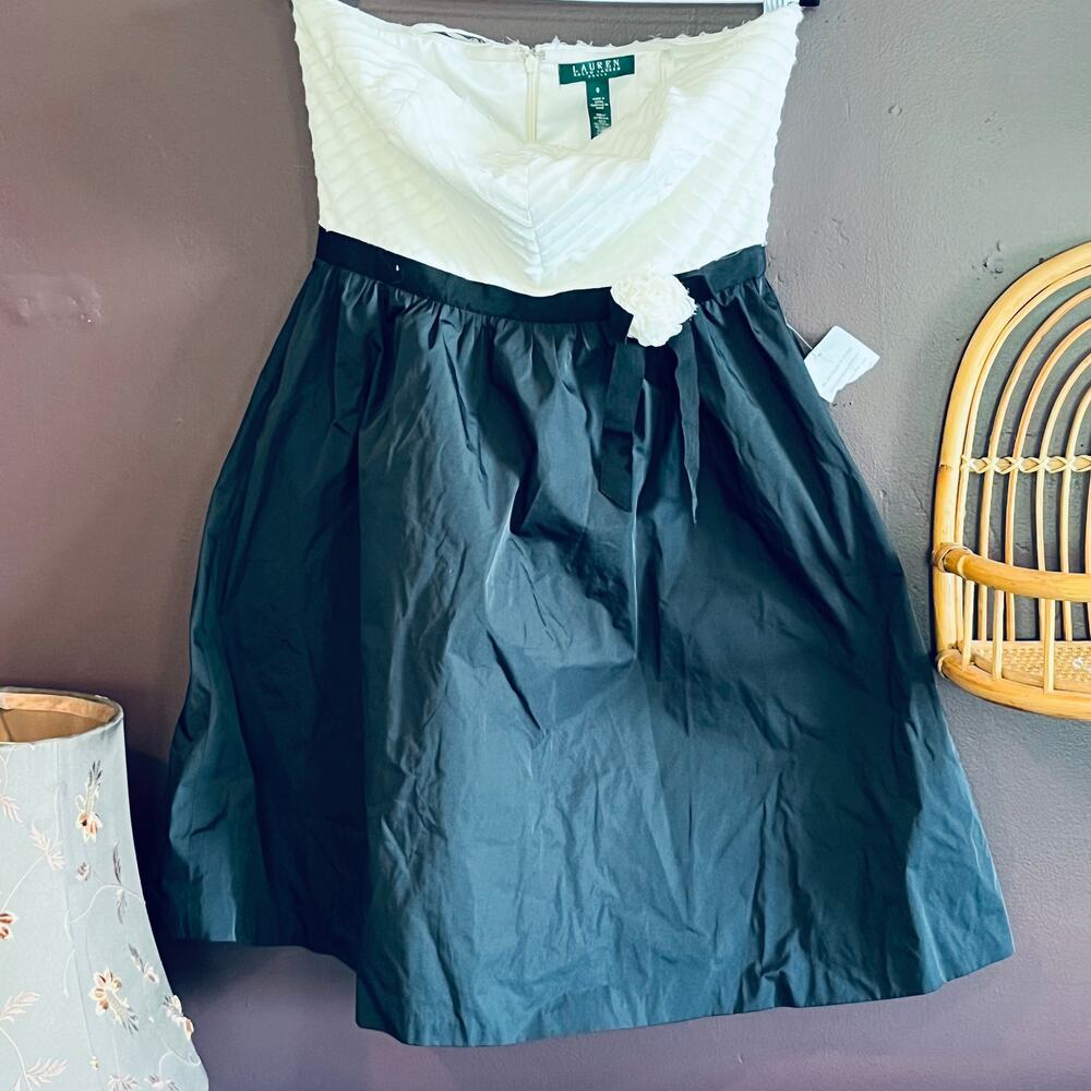 New with tags Vintage Lauren Ralph Lauren contrast mini dress
